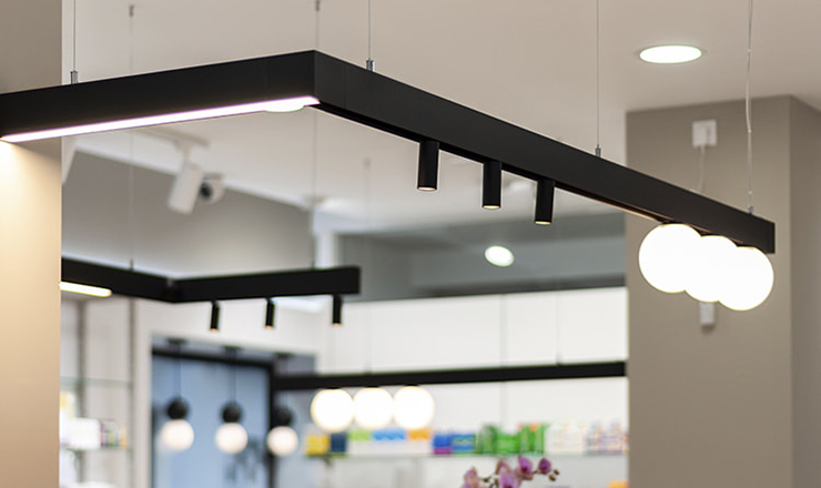 Magnetic Track lighting system