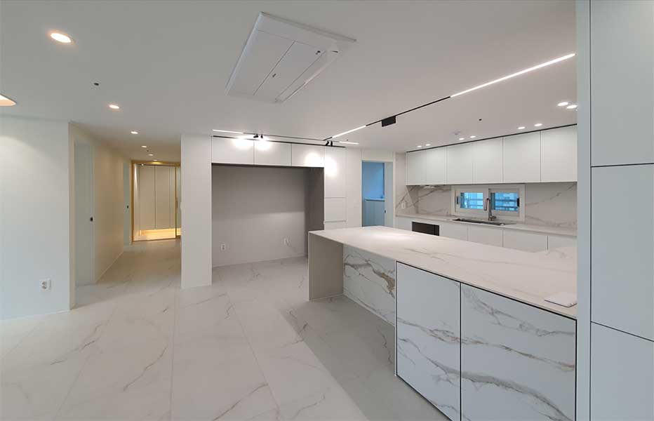 Open Kitchen